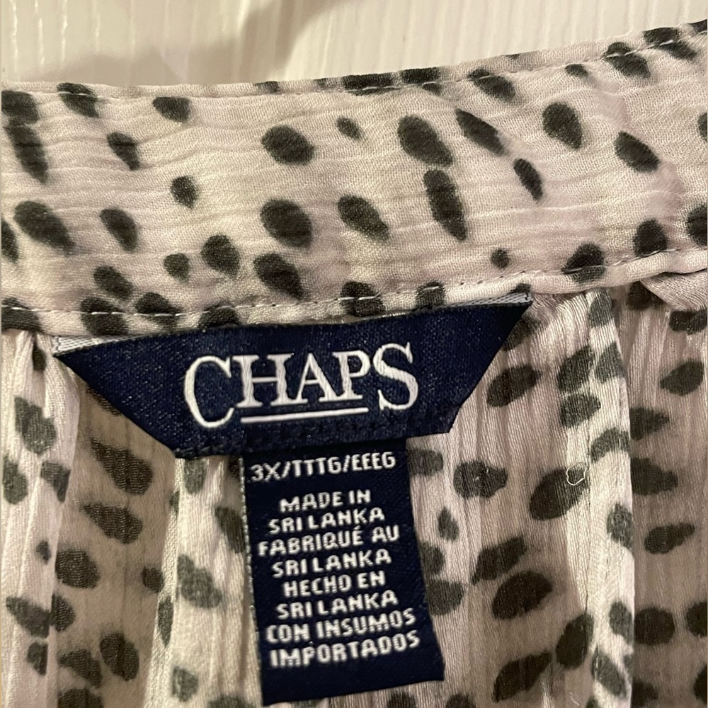 Chaps 3x Animal Print Olive Green Short Sleeve Top - Picture 3 of 6